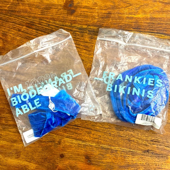 🌼 NWT Frankie’s Bikinis Set XS - Picture 3 of 13